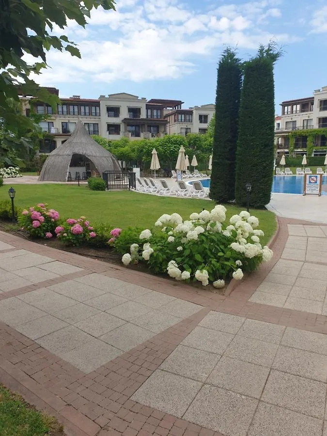 Alexander Apartment In Kavaci Beach, Sozopol